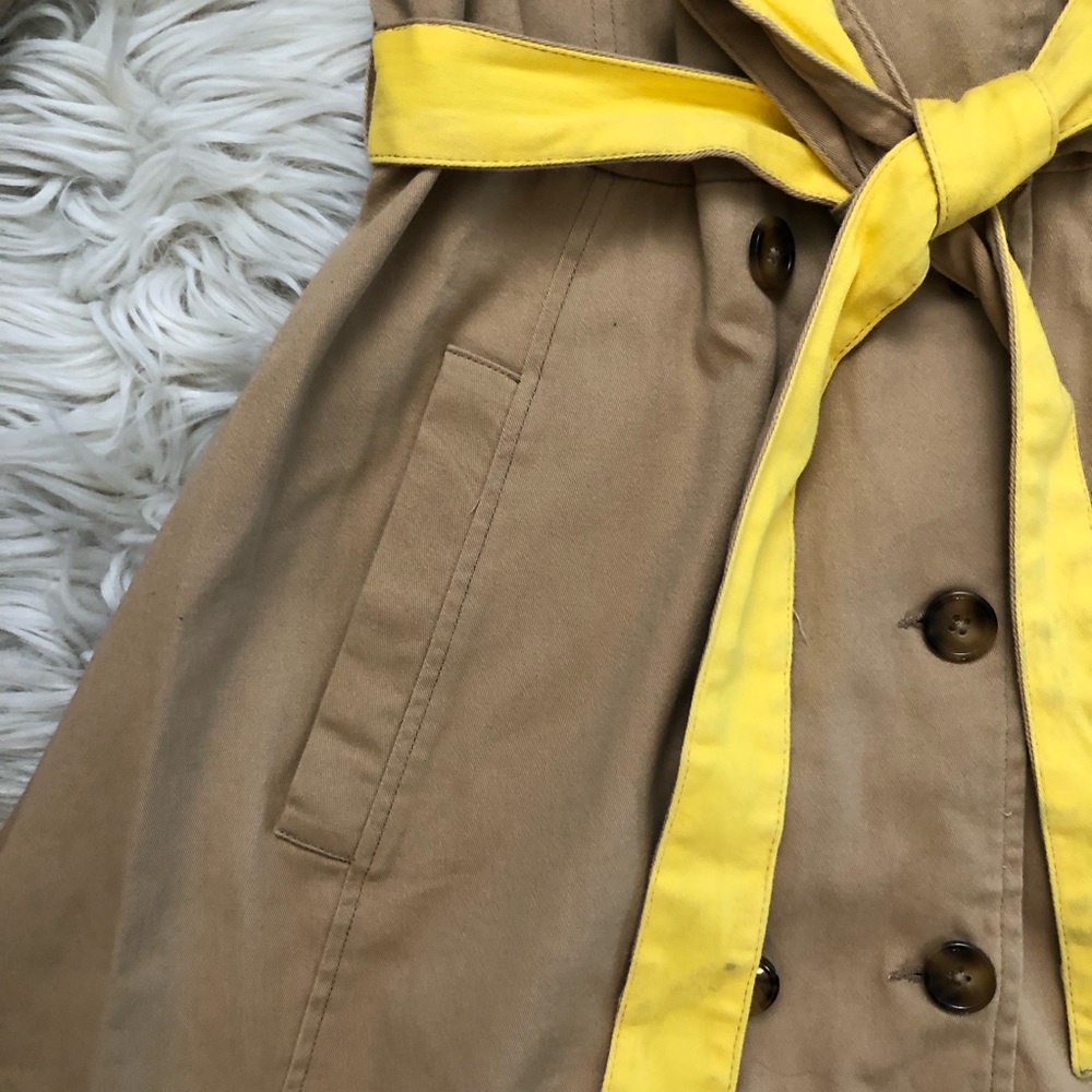 ModCloth Colorblock Contrast Double Breasted Pleated Tan Yellow Trench Coat M - Picture 9 of 16
